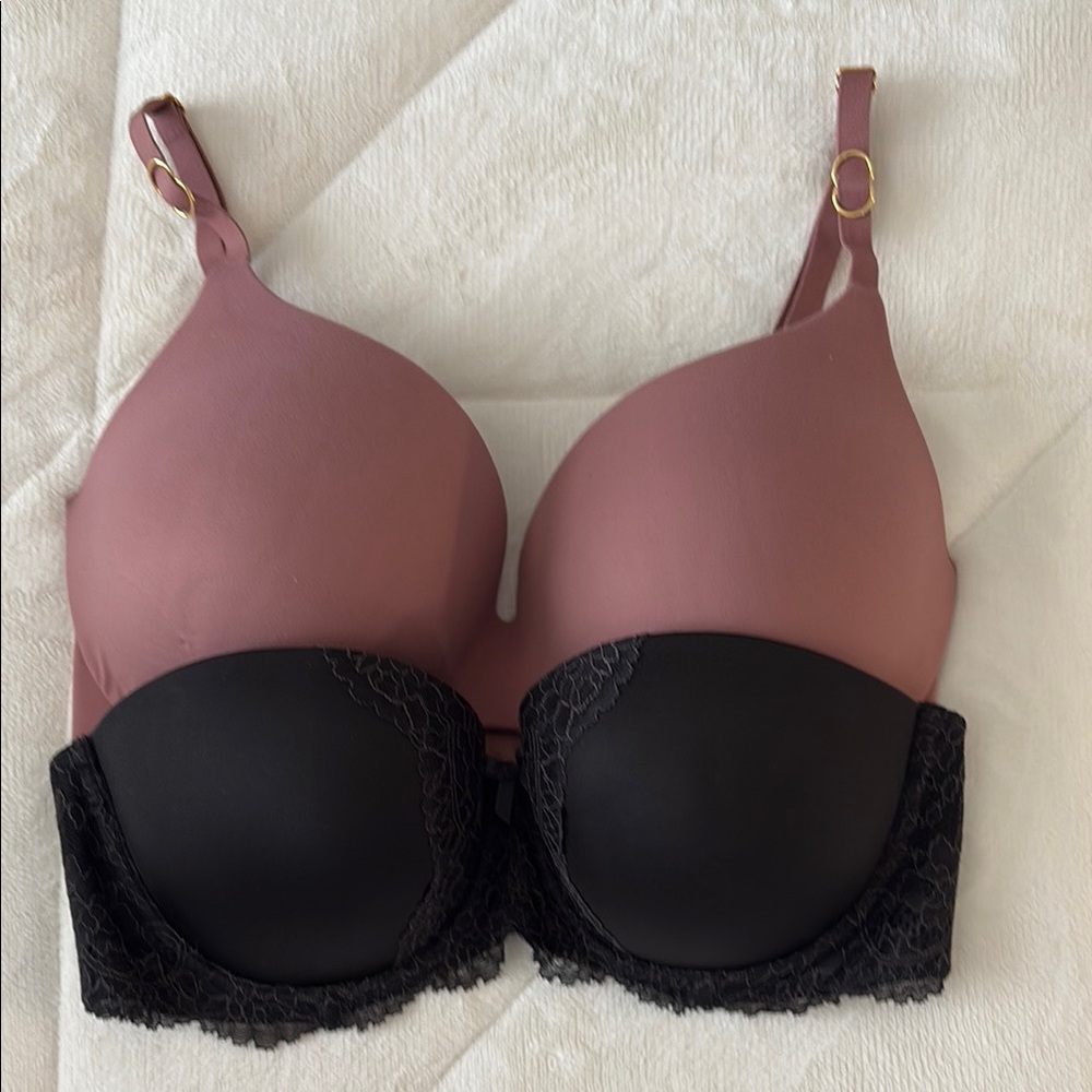 Bundle of 2- Victoria's Secret Black and Pink Lace Bra Intimates